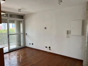Image 1 - 896919