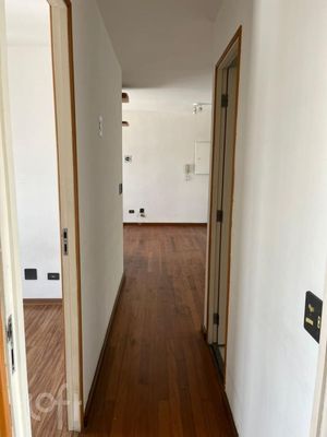 Image 10 - 896919