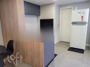 Image 15 - 896925