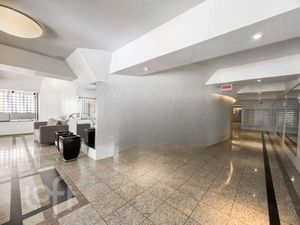 Image 21 - 896930