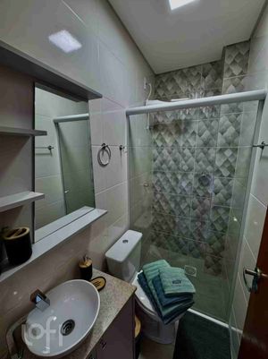 Image 5 - 896941