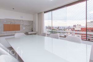 Image 1 - 896942