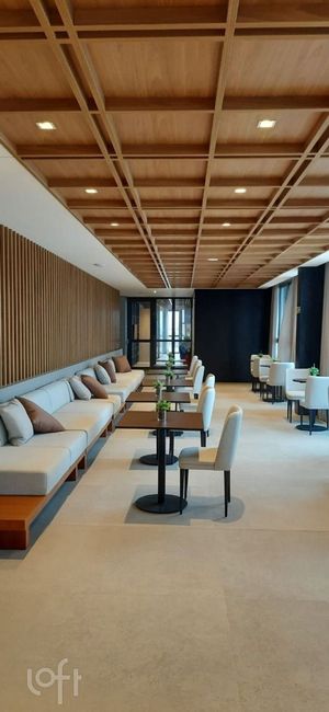 Image 21 - 896947