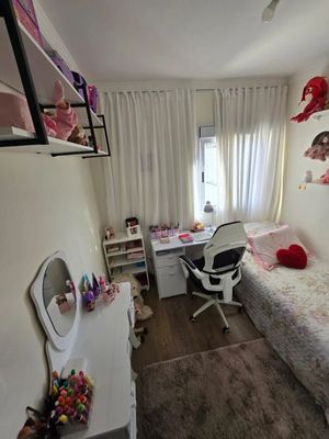 Image 7 - 896948