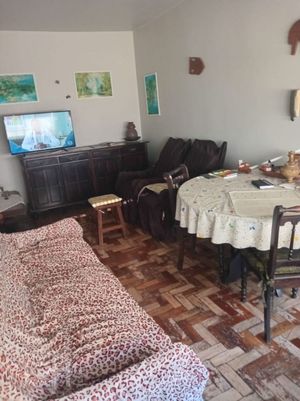 Image 3 - 896950
