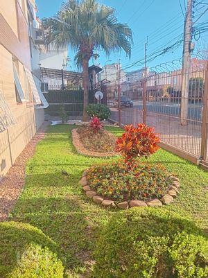 Image 19 - 896950