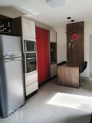 Image 9 - 896952