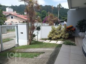 Image 1 - 896957