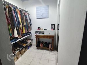 Image 41 - 896958
