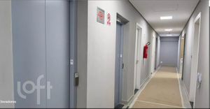 Image 36 - 896959