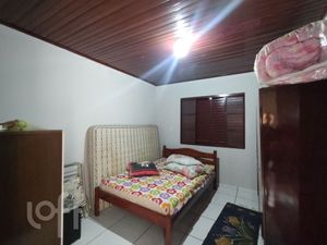 Image 4 - 896968