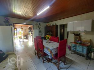 Image 9 - 896968