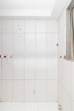 Image 10 - 896973