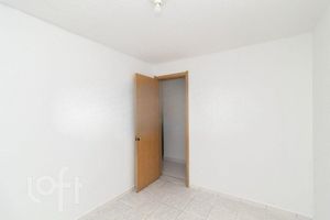 Image 17 - 896973