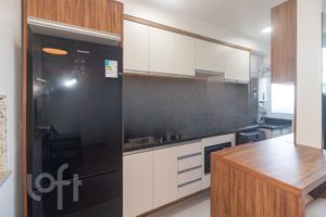 Image 11 - 896978