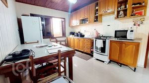 Image 27 - 896980