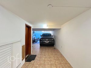 Image 34 - 896981