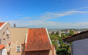 Image 12 - 896981