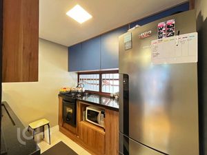 Image 8 - 896981