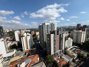 Image 4 - 896985