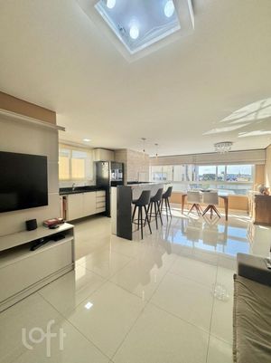 Image 15 - 896987