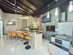 Image 8 - 896989