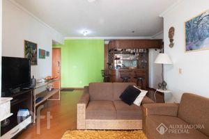 Image 30 - 896990