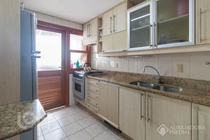 Image 41 - 896990