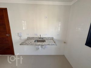 Image 4 - 896991