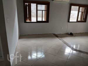 Image 1 - 896995