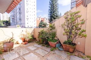 Image 60 - 896997