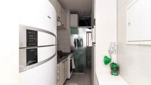Image 3 - 897002