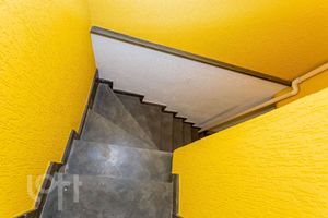 Image 16 - 897003