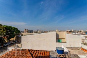 Image 24 - 897003