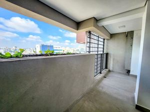 Image 11 - 897015