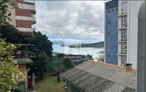 Image 6 - 897026