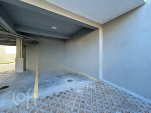 Image 21 - 897028