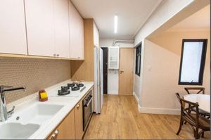 Image 7 - 897034