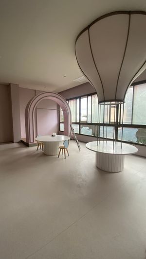 Image 18 - 897035