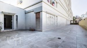 Image 13 - 897039