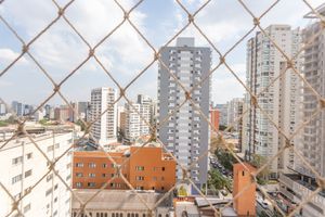 Image 8 - 897040