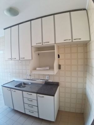 Image 3 - 897045