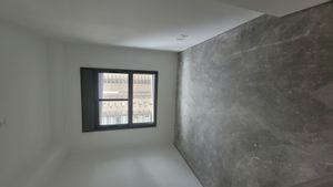 Image 7 - 897051