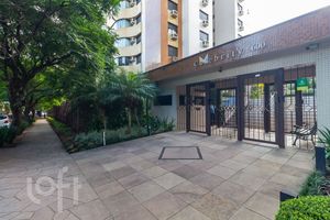 Image 31 - 897238