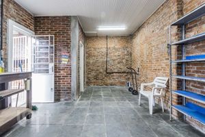 Image 9 - 897247