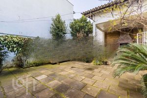 Image 4 - 897247