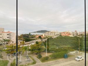 Image 3 - 897257