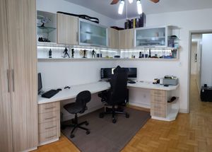 Image 9 - 897286