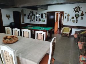 Image 17 - 897292