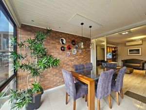 Image 3 - 897295